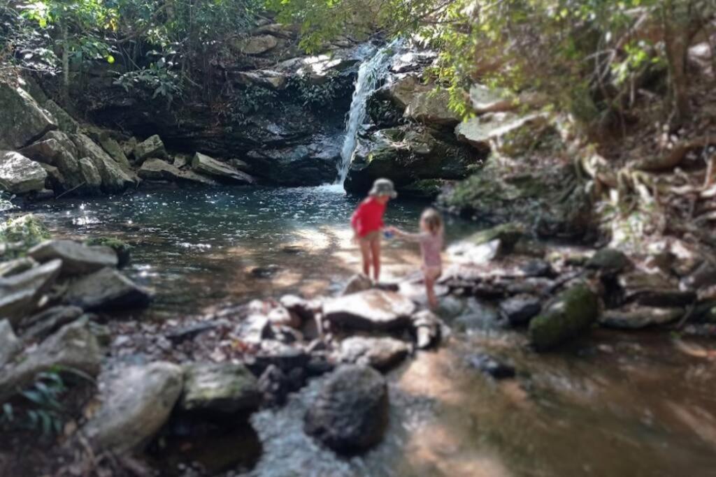 Chale Mirante, Piscina, Cachoeira, Lago E Vista Espetacular Alexania Eksteriør bilde